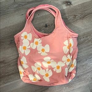 Fighting Eel Pink Zinnia Tote Bag